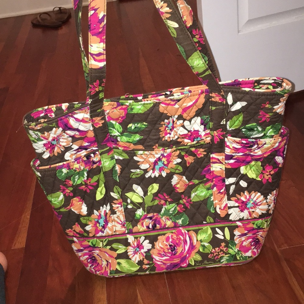 Vera Bradley Patterned Tote!